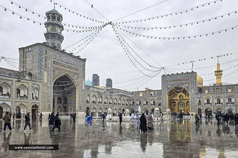 صحن آزادی حرم امام رضا 